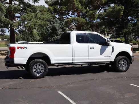 Used 2019 Ford F350 Lariat w/ Tow Technology Bundle AWD/4WD image 4