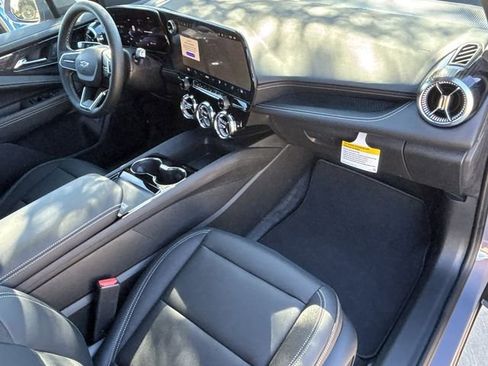 New 2026 Chevrolet Blazer EV LT image 25