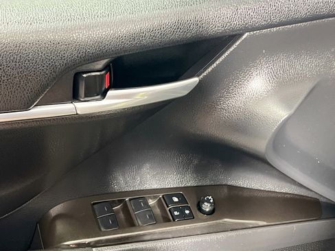 Used 2024 Toyota Camry LE w/ Convenience Package image 16