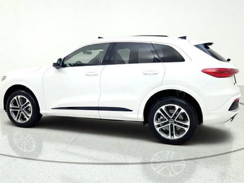 Used 2025 Audi Q5 Premium AWD/4WD image 5