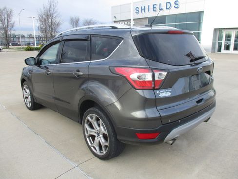Used 2017 Ford Escape Titanium FWD image 3