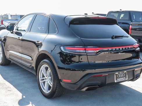 Used 2023 Porsche Macan image 9