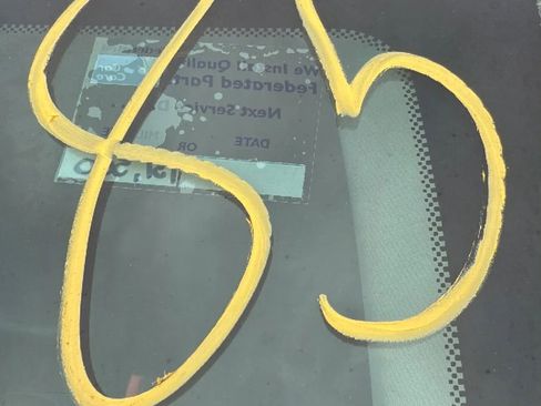 Used 2018 Chevrolet Equinox LT image 31