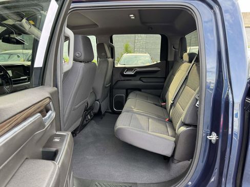 Used 2022 Chevrolet Silverado 1500 LT AWD/4WD image 21
