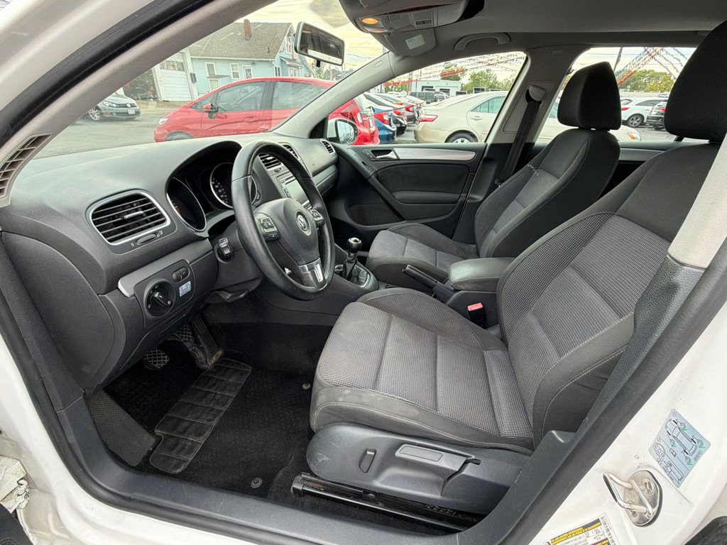 Used 2013 Volkswagen Golf TDI FWD image 9