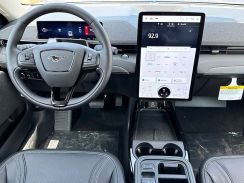 New 2025 Ford Mustang Mach-E Premium image 20