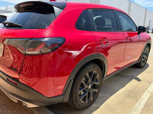 Used 2024 Honda HR-V Sport image 6
