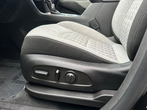 Used 2024 Chevrolet Equinox LS w/ LS Convenience Package image 13