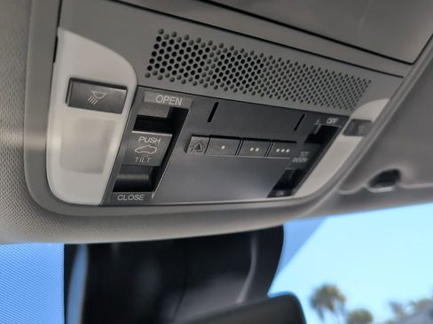 Used 2018 Acura MDX 3.5 image 22