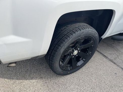 Used 2015 Chevrolet Silverado 1500 LT w/ Rally 2 Edition image 8