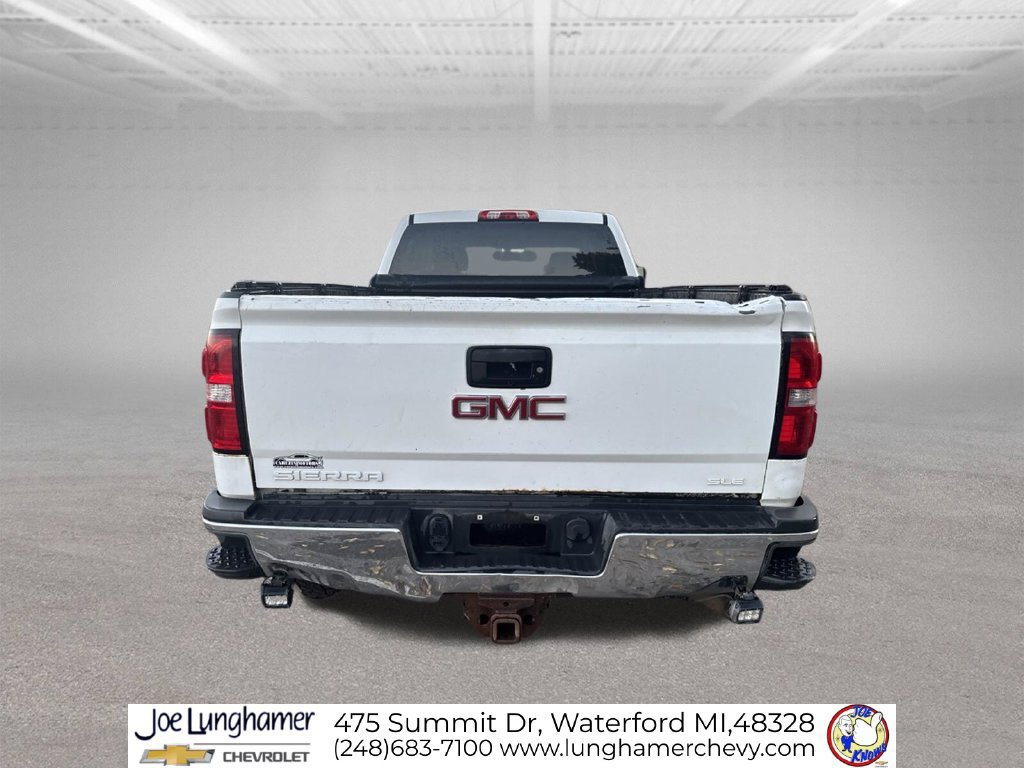 Used 2016 GMC Sierra 2500 SLE w/ SLE Preferred Package AWD/4WD image 4