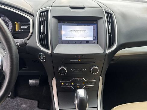 Used 2018 Ford Edge SEL w/ Equipment Group 201A FWD image 24