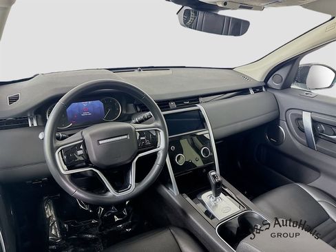 Used 2023 Land Rover Discovery Sport S image 28