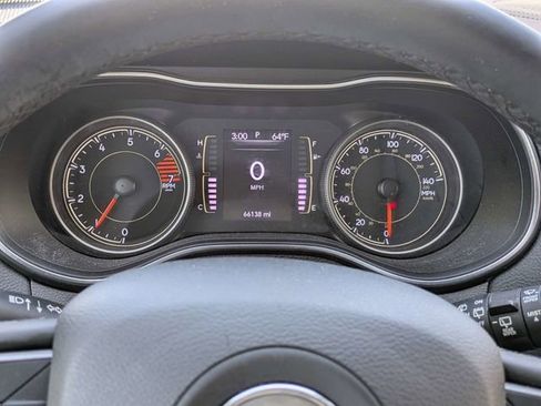 Used 2019 Jeep Cherokee Latitude Plus image 24