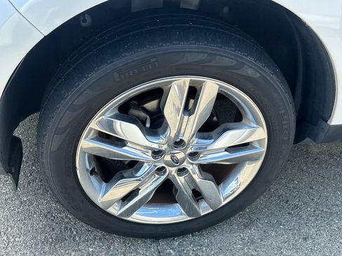 Used 2013 Ford Edge Limited FWD image 10