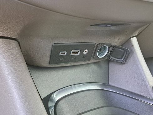 Used 2022 Chevrolet Malibu LT image 17