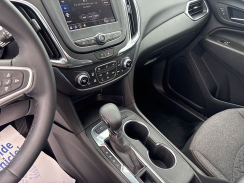 Used 2023 Chevrolet Equinox LT AWD/4WD image 27