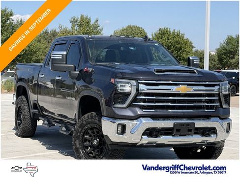 Used 2024 Chevrolet Silverado 2500 LTZ w/ LTZ Convenience Package AWD/4WD image 2