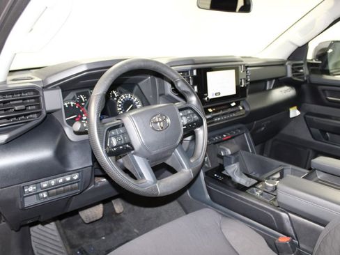 Used 2024 Toyota Tundra SR5 w/ SR5 Convenience Package AWD/4WD image 22