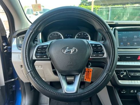 Used 2019 Hyundai Sonata SE FWD image 19