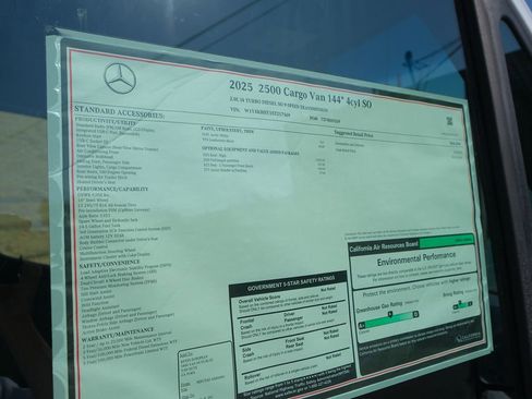 Used 2025 Mercedes-Benz Sprinter 2500 image 8