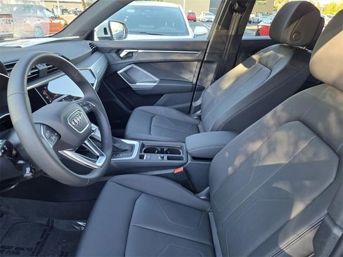 New 2025 Audi Q3 2.0T Premium image 27