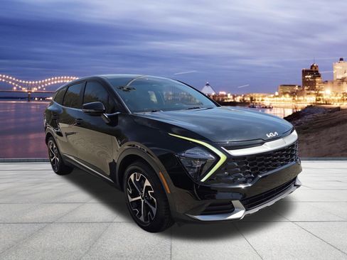 Used 2023 Kia Sportage EX image 4