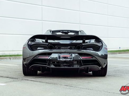 Used 2020 McLaren 720S Performance RWD image 18