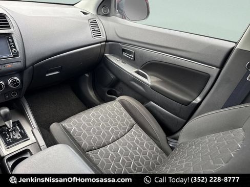Used 2024 Mitsubishi Outlander Sport ES AWD/4WD image 23