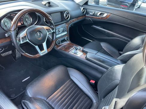 Used 2013 Mercedes-Benz SL 550 image 21