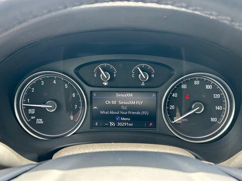 Used 2023 Buick Enclave Essence w/ Experience Buick Package AWD/4WD image 26