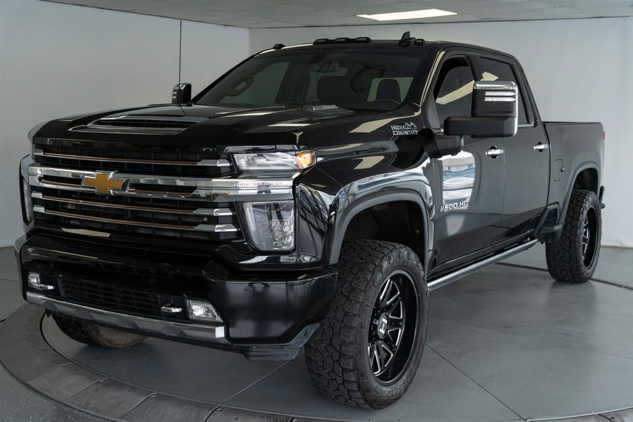 Used 2022 Chevrolet Silverado 2500 High Country AWD/4WD image 3