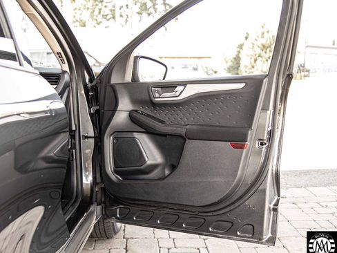Used 2020 Ford Escape SE AWD/4WD image 31