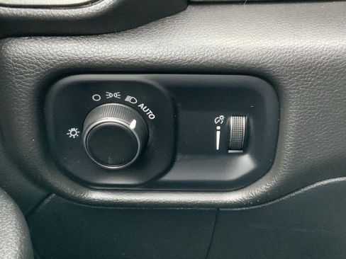 Used 2022 RAM 3500 Tradesman image 27