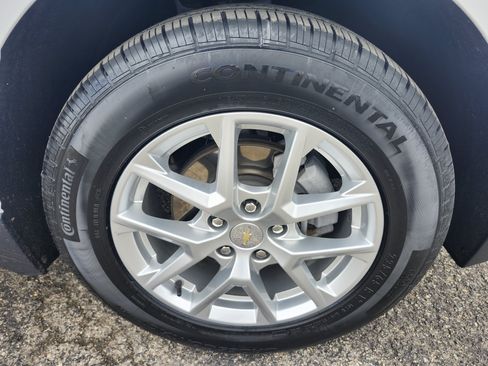 Used 2022 Chevrolet Equinox LT FWD image 34