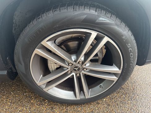 Used 2022 Mercedes-Benz GLE 350 image 19