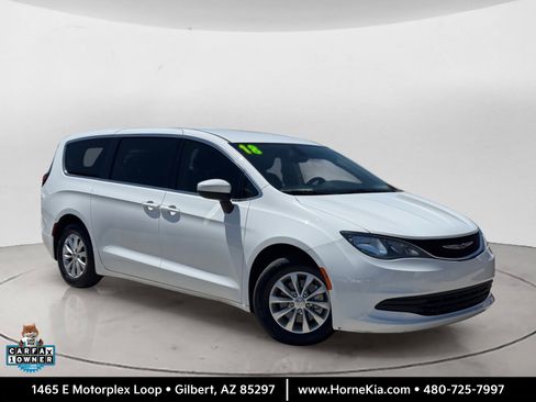 Used 2018 Chrysler Pacifica LX w/ Tire & Wheel Group image 1