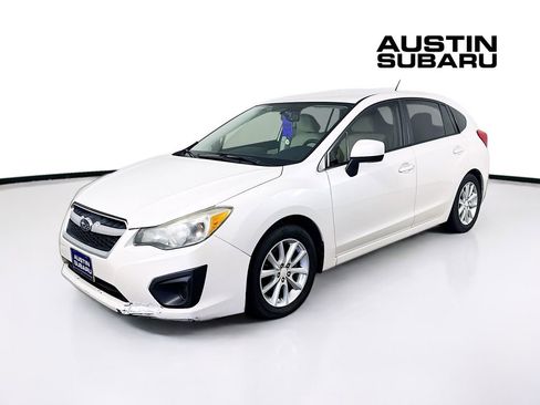 Used 2014 Subaru Impreza 2.0i Premium w/ All-Weather Package w/CVT image 3