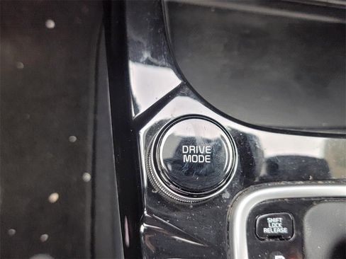 Used 2024 Kia Seltos EX image 26