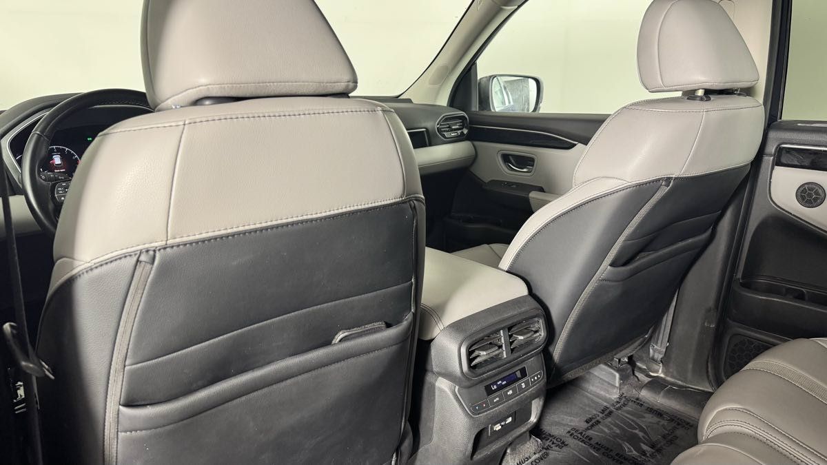 Used 2023 Honda Pilot EX-L image 32