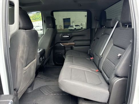 Certified 2021 Chevrolet Silverado 1500 RST image 24