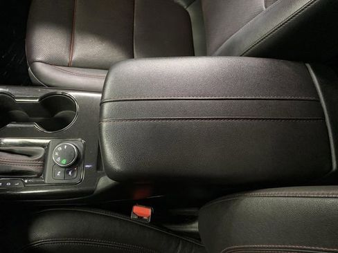 Used 2019 Chevrolet Blazer RS image 22