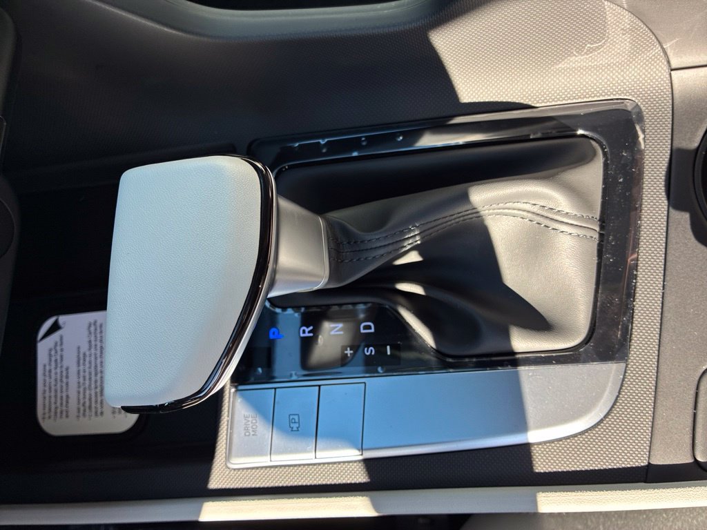 New 2026 Hyundai Elantra SEL Sport FWD image 33