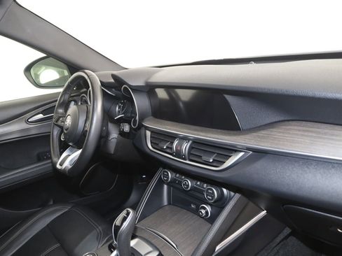 Used 2023 Alfa Romeo Stelvio Ti image 48