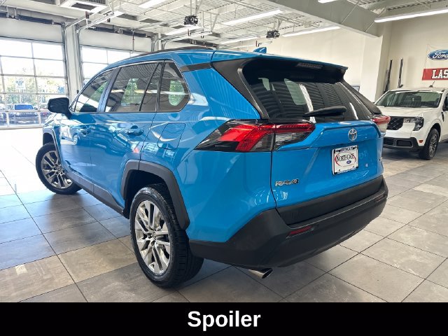 Used 2021 Toyota RAV4 XLE Premium FWD image 15