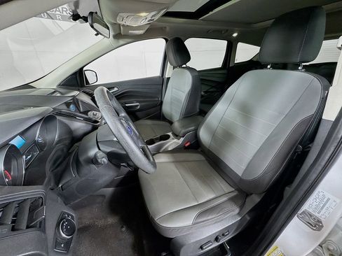 Used 2016 Ford Escape SE w/ Equipment Group 201A AWD/4WD image 14