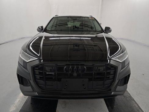 Used 2023 Audi Q8 Prestige w/ Prestige Package AWD/4WD image 2