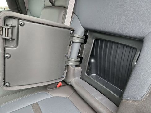 Used 2022 GMC Sierra 2500 Denali image 44