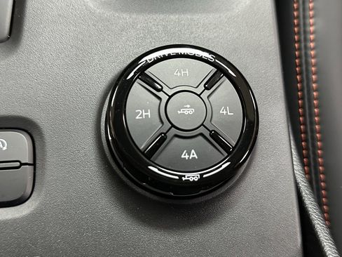 New 2025 Ford Ranger Raptor image 5