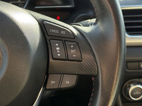 Used 2014 MAZDA MAZDA3 s Grand Touring w/ Technology Package image 32